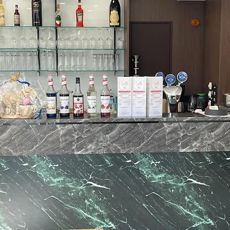 Wasserpalast - Breakfast For Free!!! 2* Грац