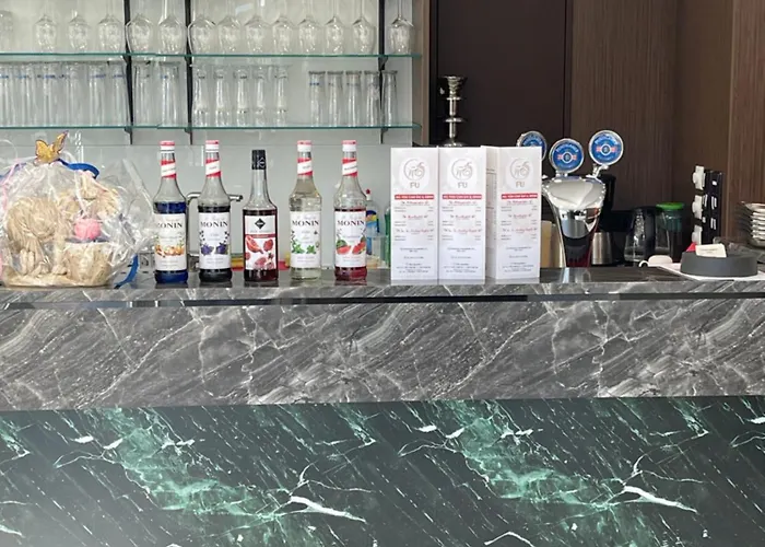 Wasserpalast - Breakfast For Free!!! 2* Graz